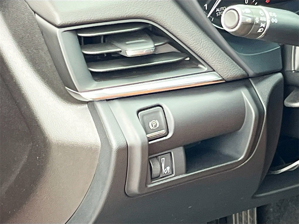 Used 2023 Cadillac CT4 Premium Luxury image 10