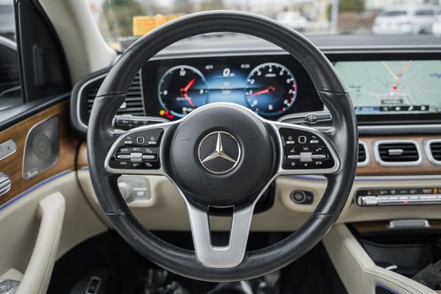 Used 2022 Mercedes-Benz GLE 350 4MATIC w/ AMG Line Exterior image 31