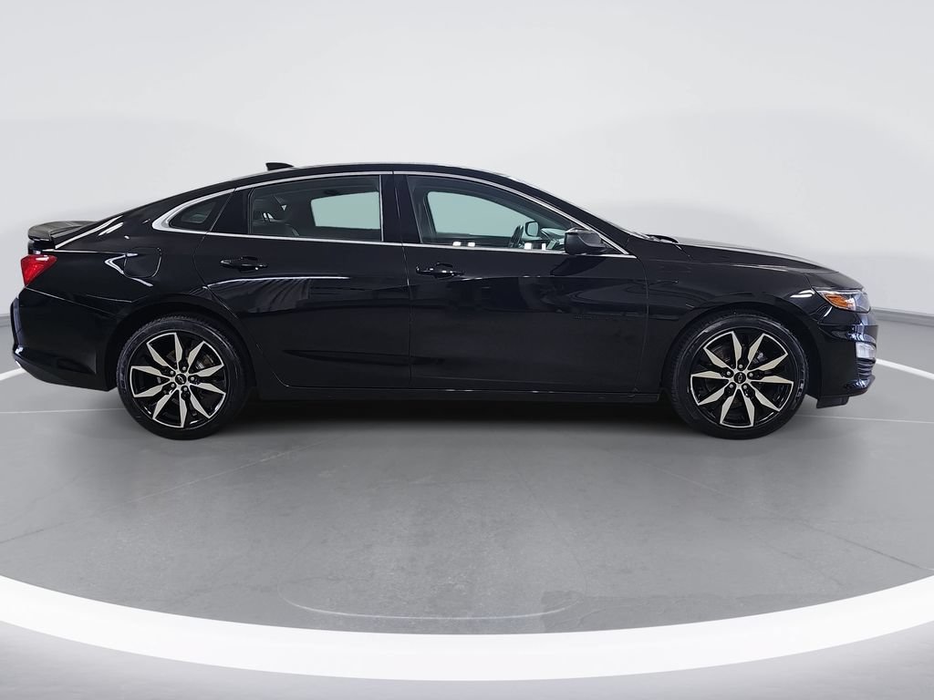 Used 2020 Chevrolet Malibu RS FWD image 2