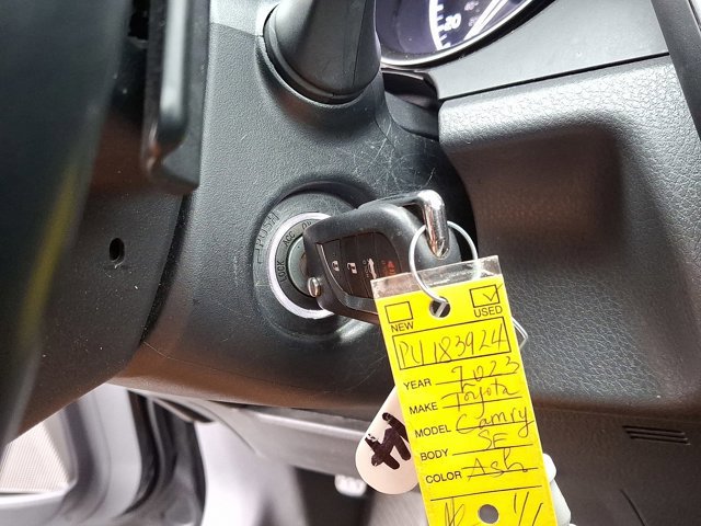 Certified 2023 Toyota Camry SE image 23