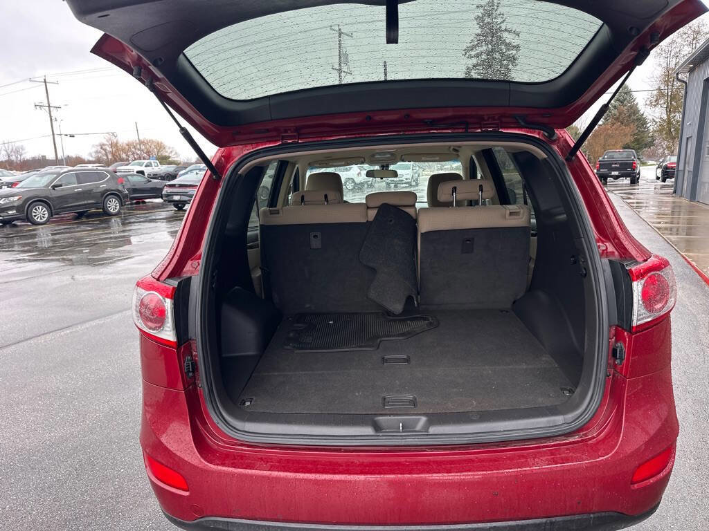 Used 2012 Hyundai Santa Fe GLS image 4