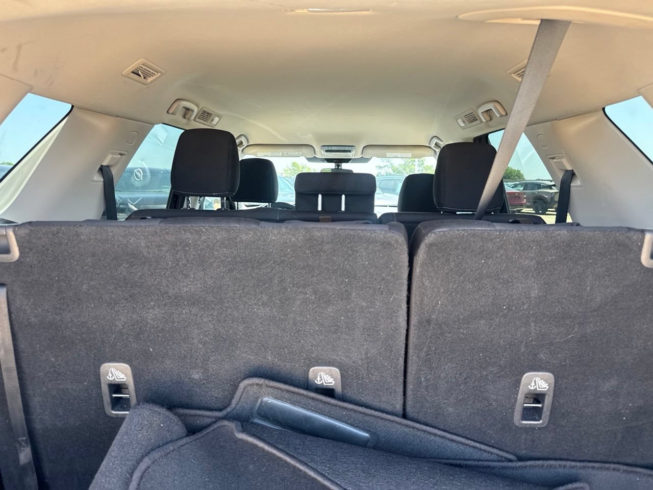 Certified 2025 Nissan Pathfinder SV FWD image 33