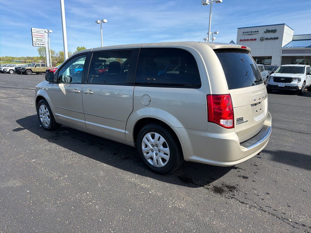 Used 2013 Dodge Grand Caravan SE FWD image 3