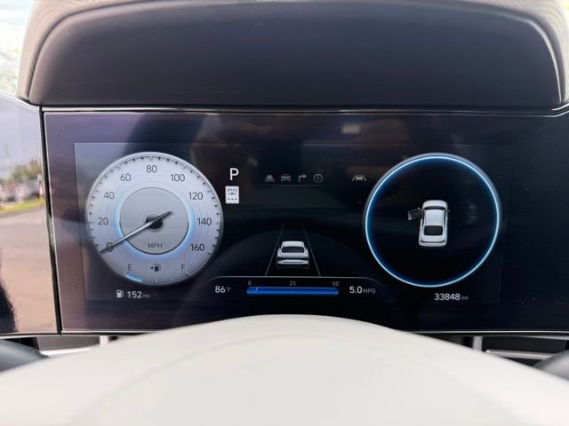 Used 2025 Hyundai Elantra SEL FWD image 14
