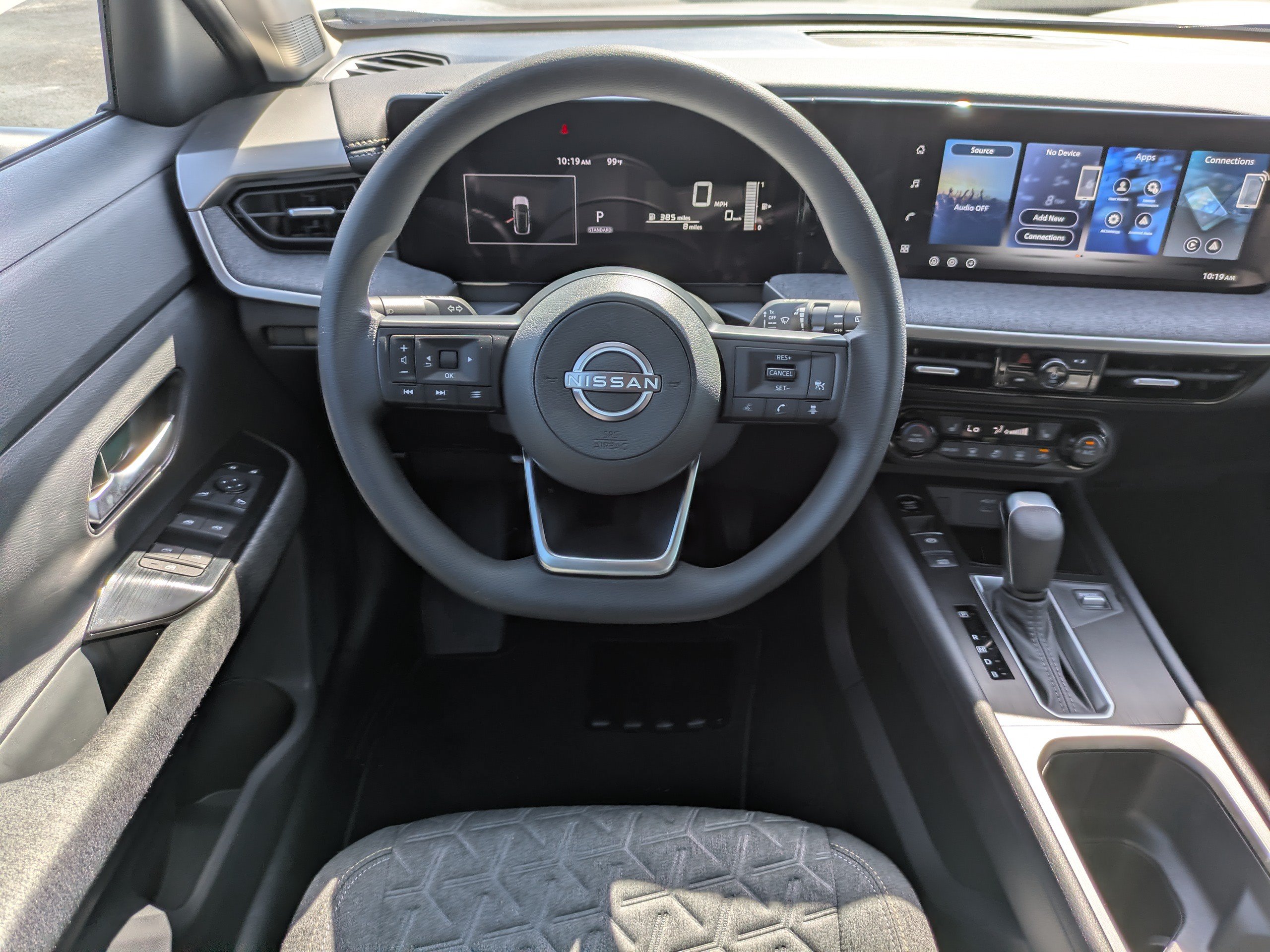New 2026 Nissan Kicks SV w/ SV Premium Package FWD image 17