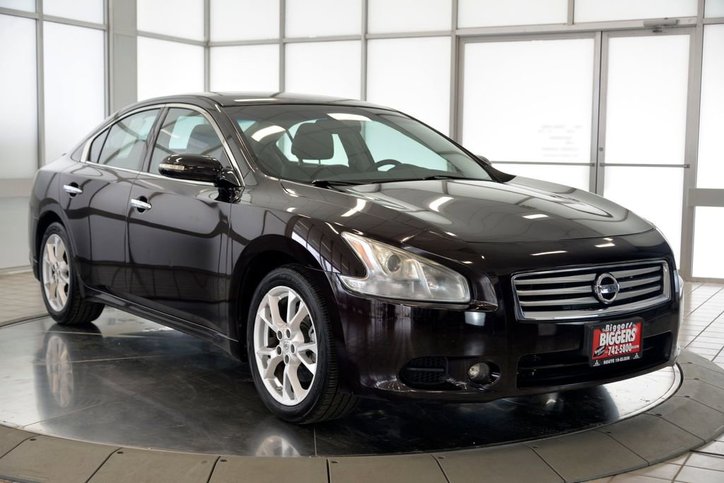 Used 2012 Nissan Maxima 3.5 SV w/ Monitor Pkg FWD image 2
