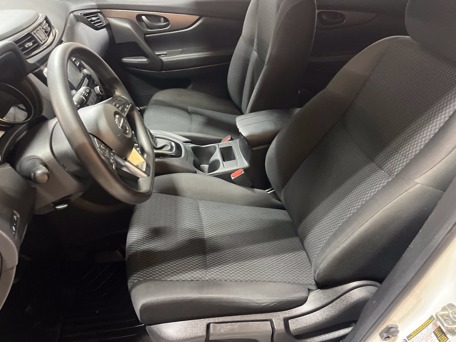 Used 2018 Nissan Rogue Sport S w/ S Appearance Package AWD/4WD image 13