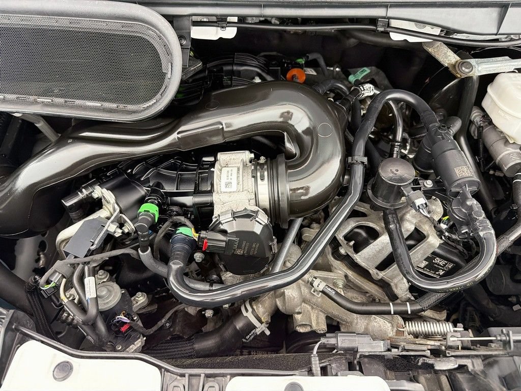 Used 2025 Ford Transit 250 Low Roof w/ Exterior Upgrade Package RWD image 16