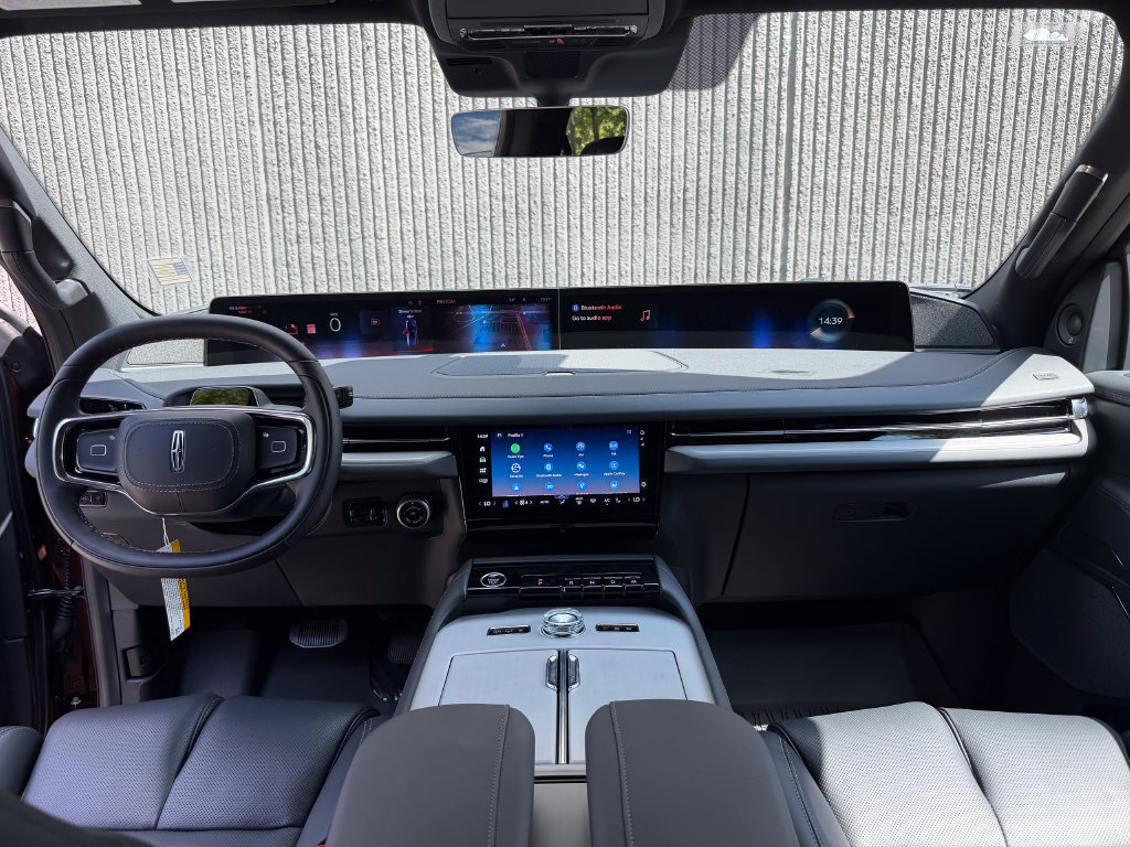 New 2027 Lincoln Navigator Reserve w/ Jet Appearance Package AWD/4WD image 58