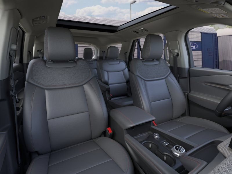 New 2026 Ford Explorer Active w/ Active Comfort Package AWD/4WD image 10