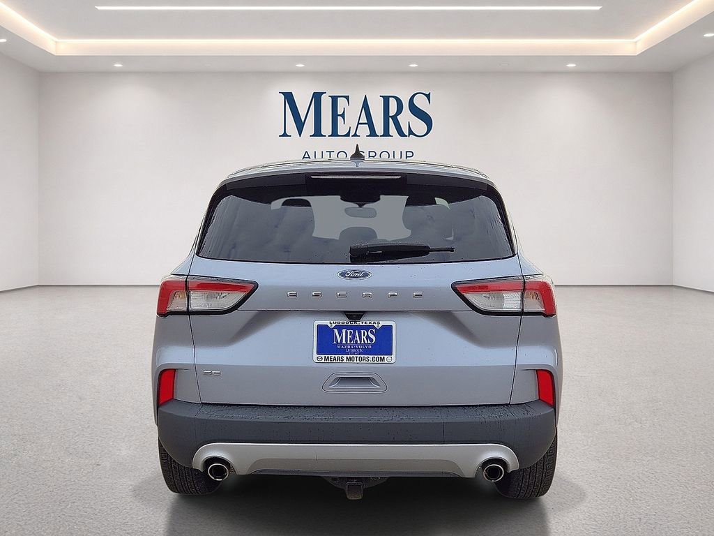 Used 2022 Ford Escape SE w/ Convenience Package FWD image 4