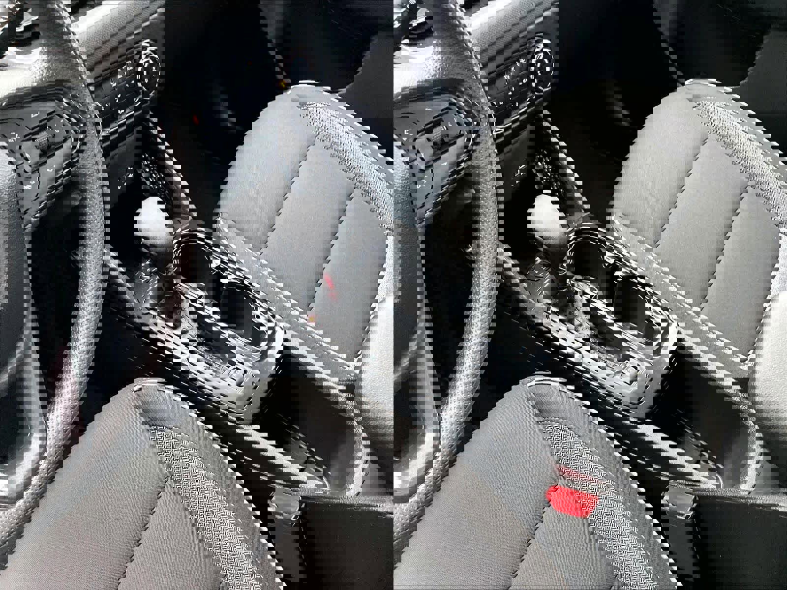 Used 2024 Chevrolet TrailBlazer LS image 21