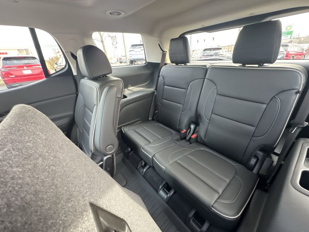 Used 2021 GMC Acadia Denali w/ Denali Ultimate Package image 25