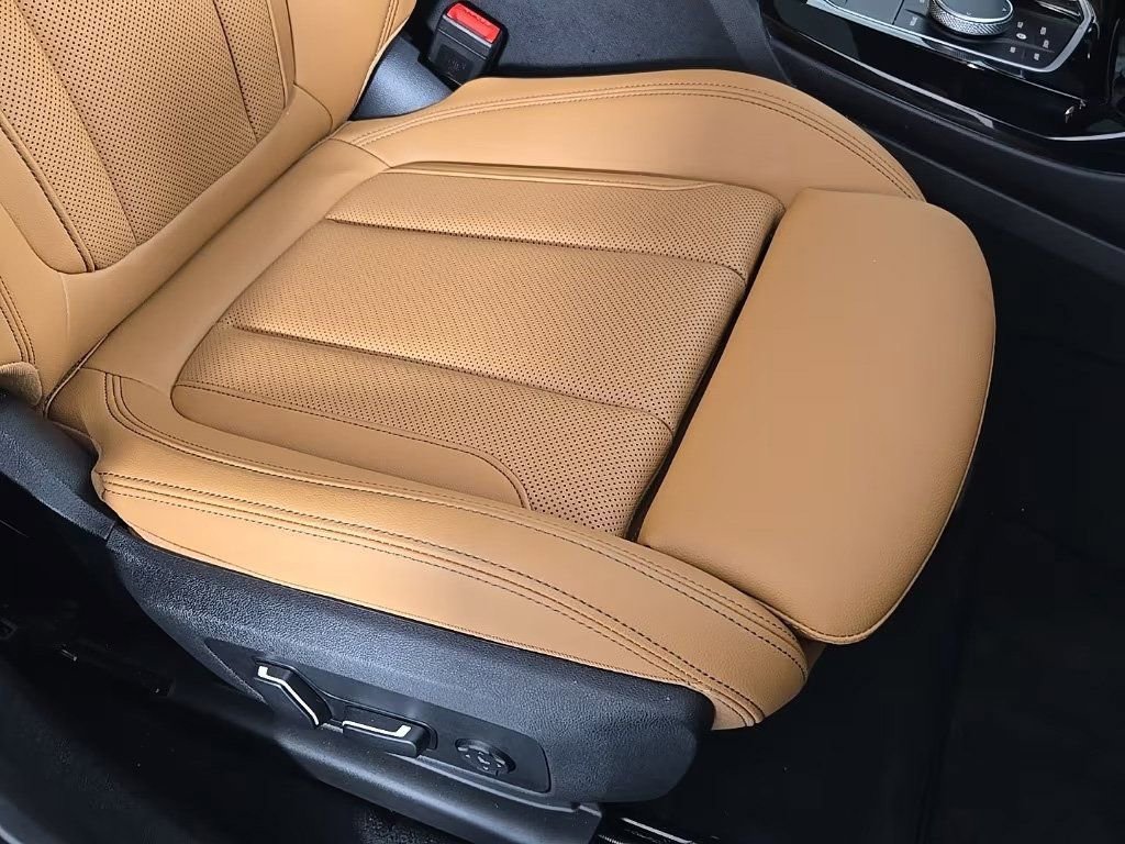 Certified 2024 BMW X3 xDrive30i w/ Convenience Package image 18