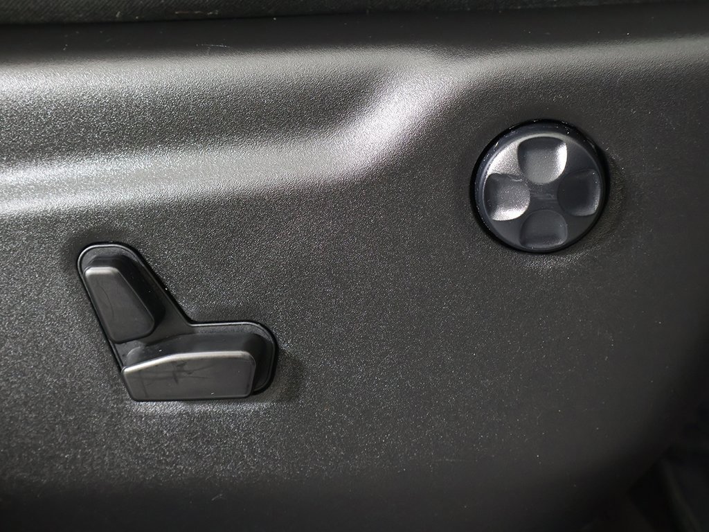 Used 2023 Dodge Durango SRT image 40