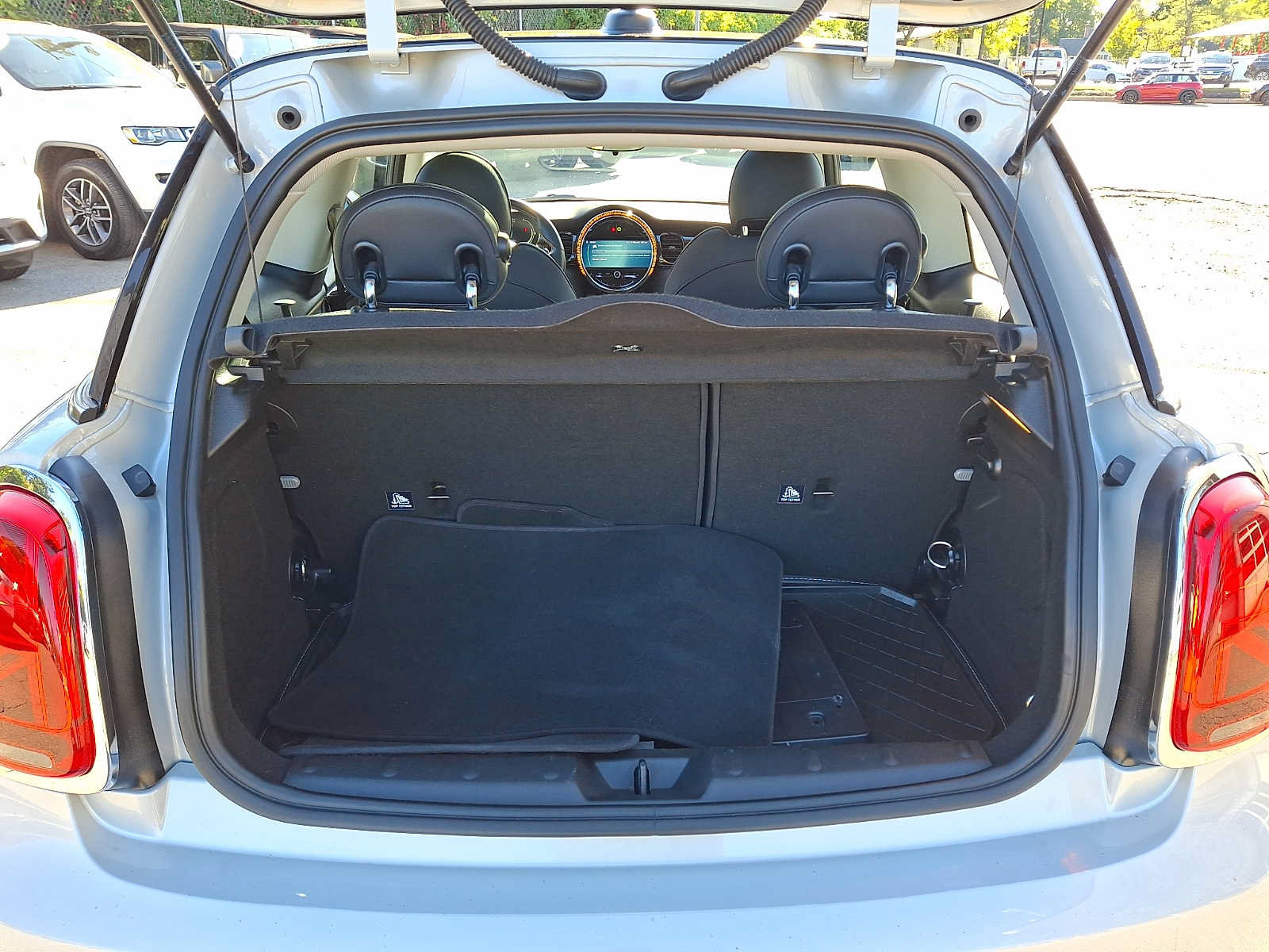 Used 2022 MINI Cooper S FWD image 30