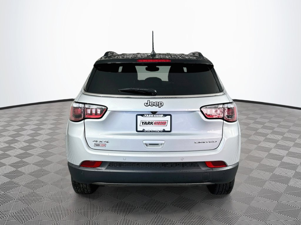 Certified 2024 Jeep Compass Limited AWD/4WD image 9