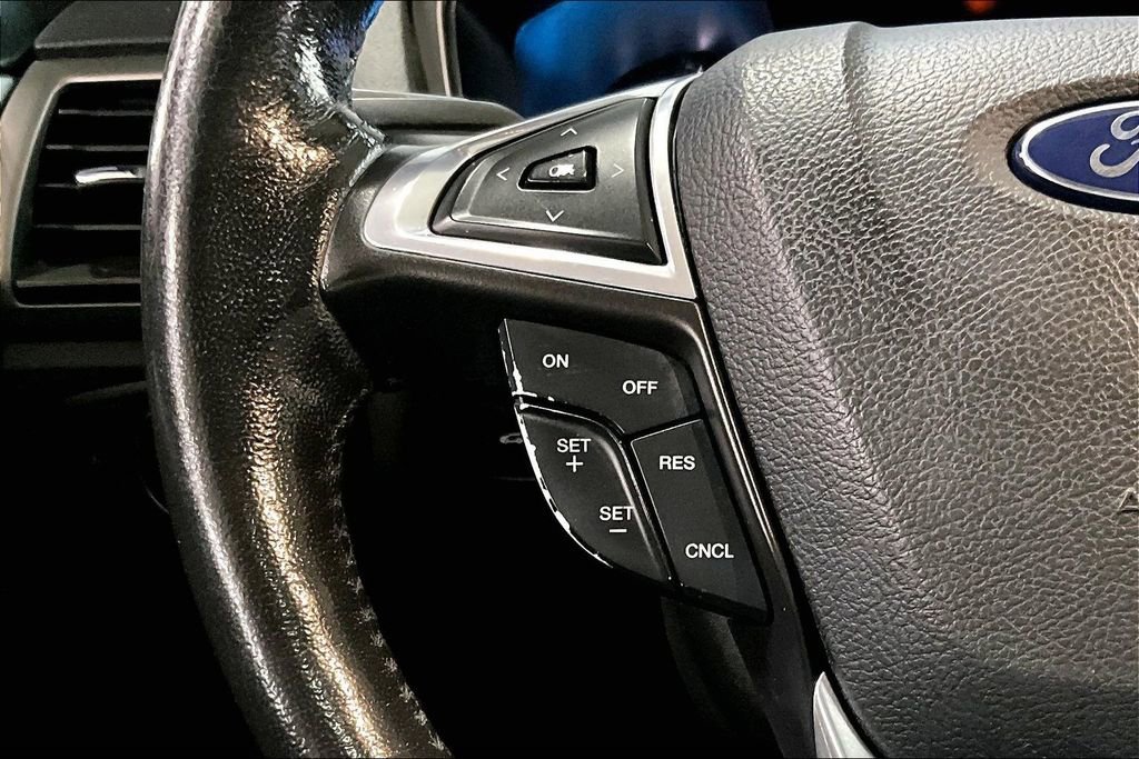 Used 2013 Ford Fusion SE image 20