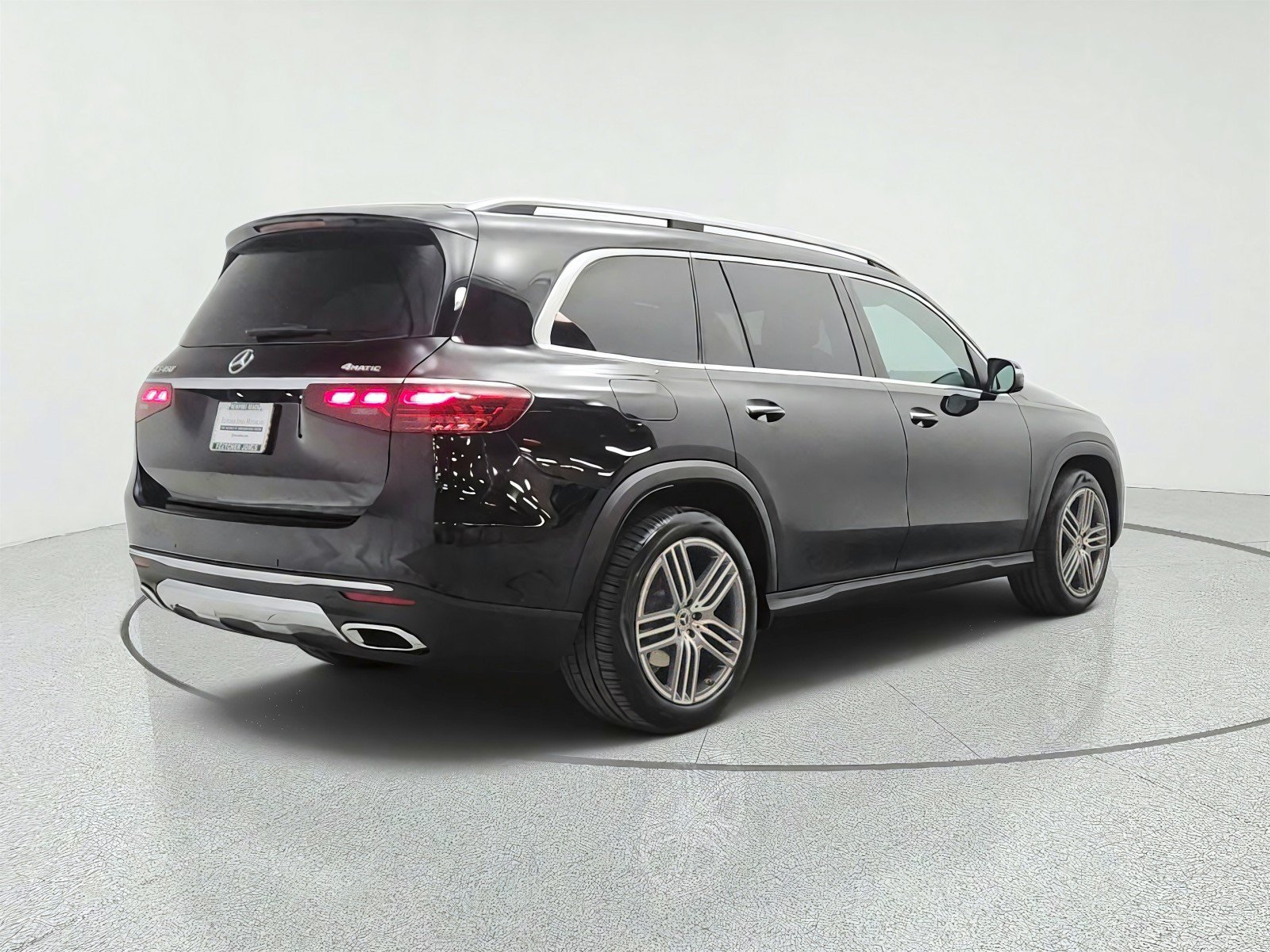 Certified 2026 Mercedes-Benz GLS 450 4MATIC image 5