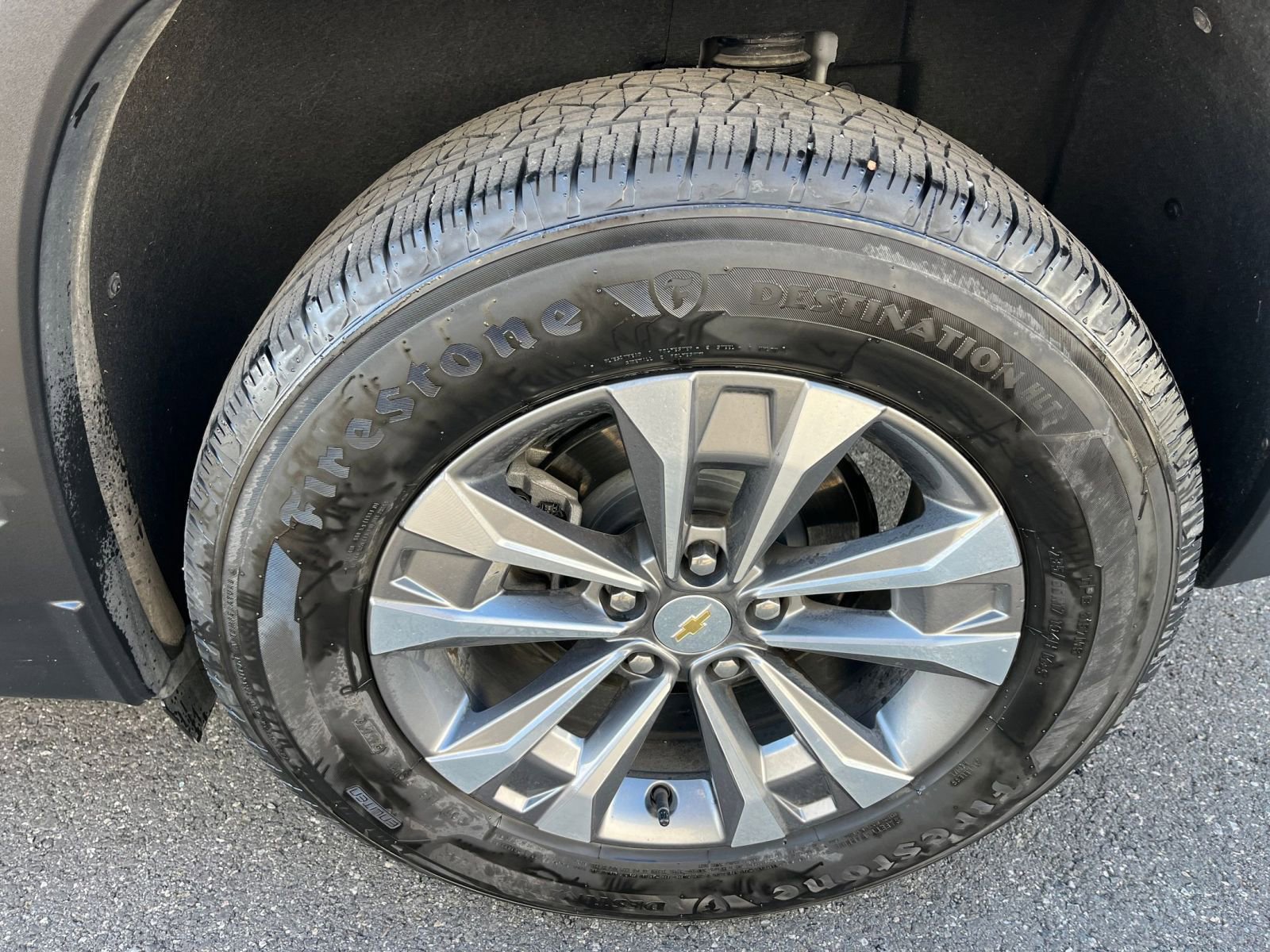 Used 2025 Chevrolet Equinox LT image 29