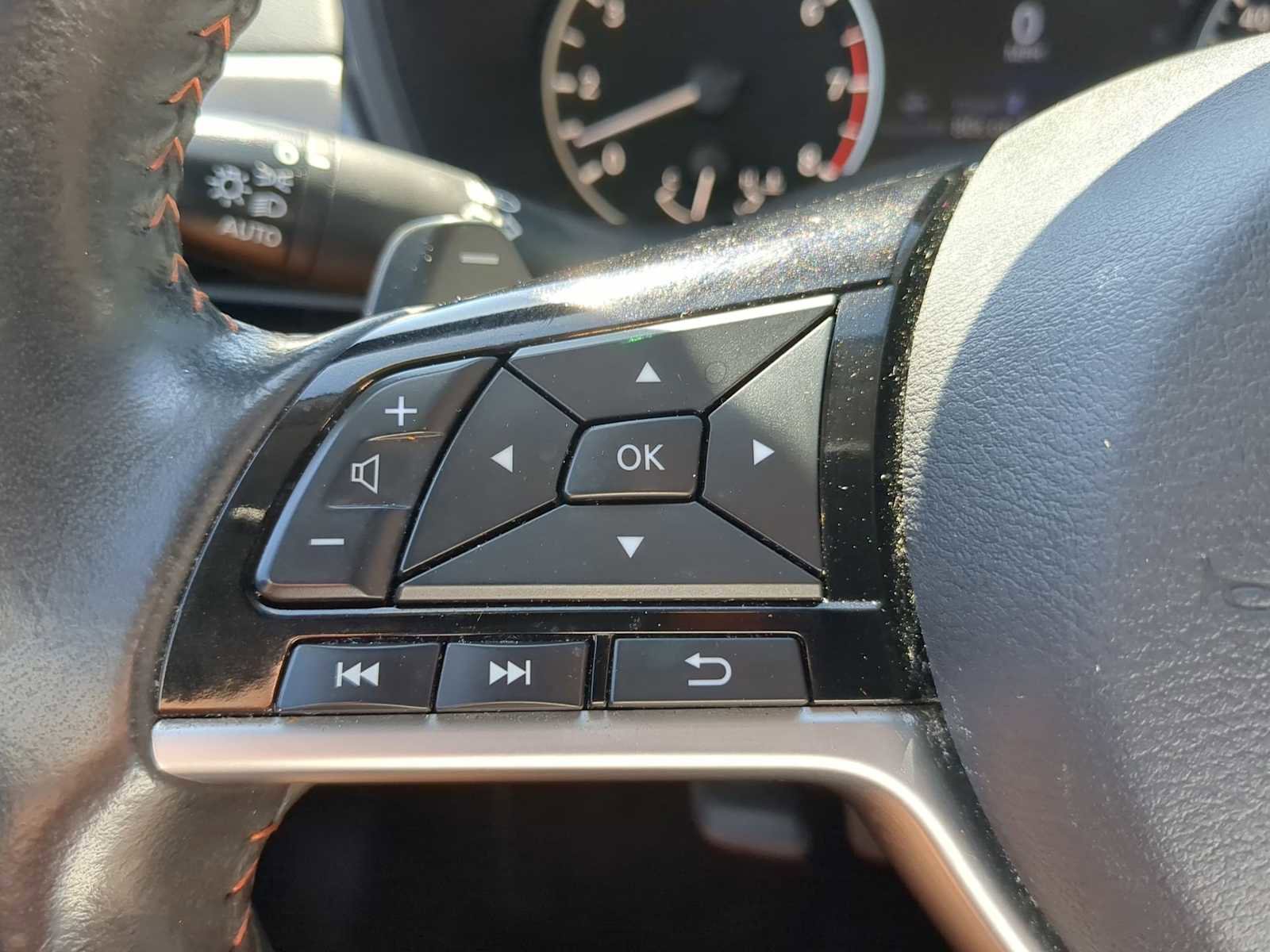 Used 2024 Nissan Altima 2.5 SR FWD image 16