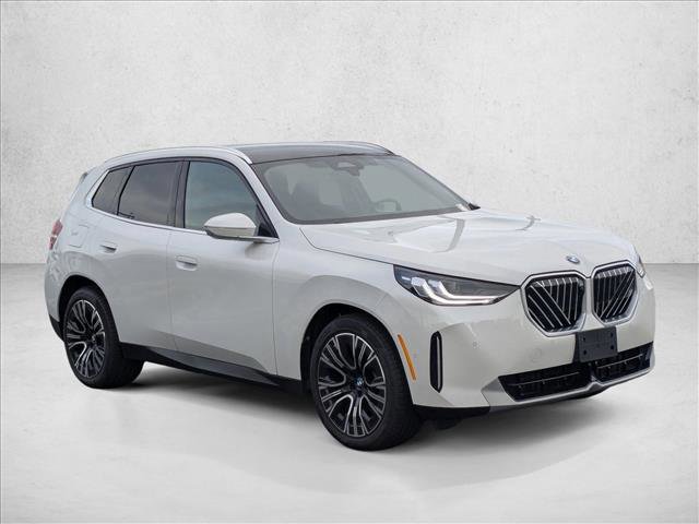 Used 2025 BMW X3 xDrive30i w/ Premium Package image 3