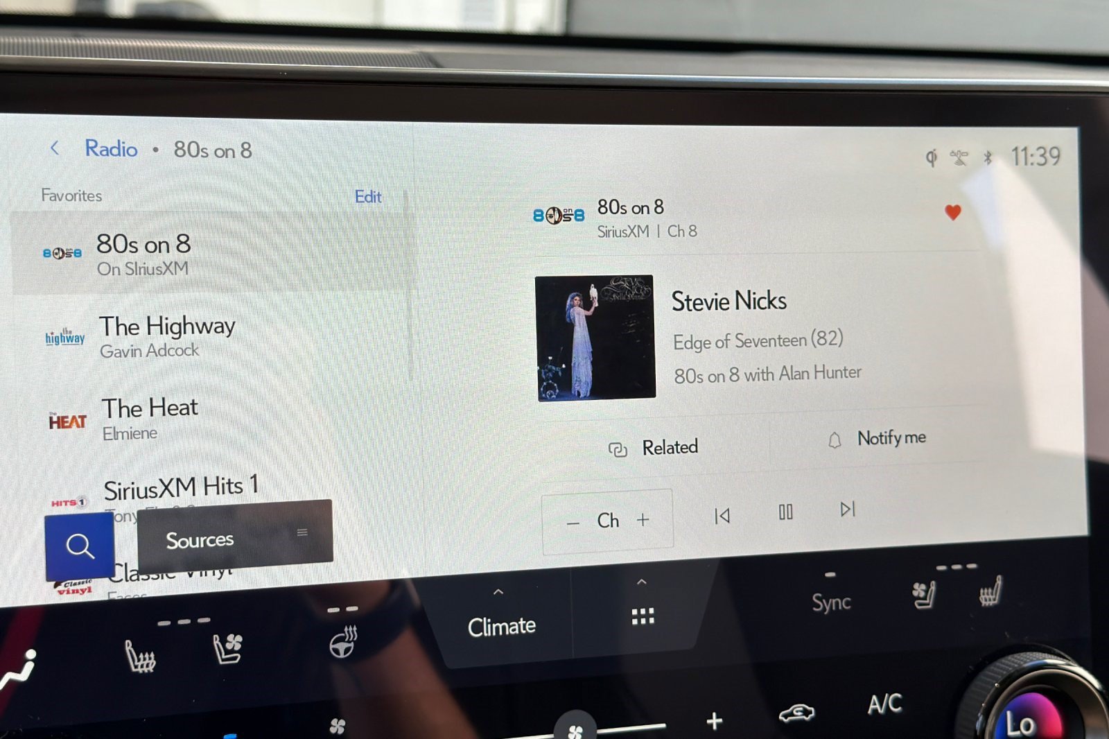 Used 2025 Lexus NX 350h AWD w/ Accessory Package (P5) image 24