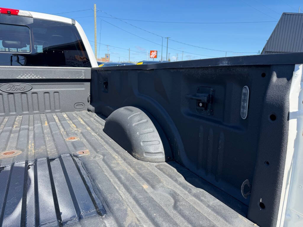 Used 2017 Ford F450 Platinum w/ Platinum Ultimate Package AWD/4WD image 49