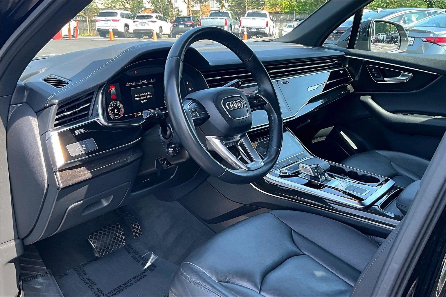 Used 2023 Audi Q7 2.0T Premium w/ Convenience Package AWD/4WD image 12