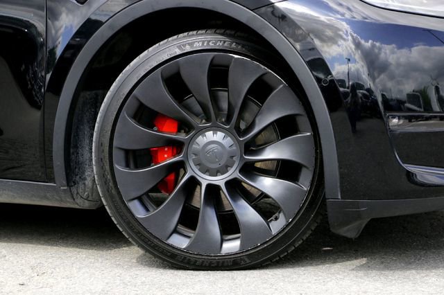 Used 2022 Tesla Model Y Performance image 2