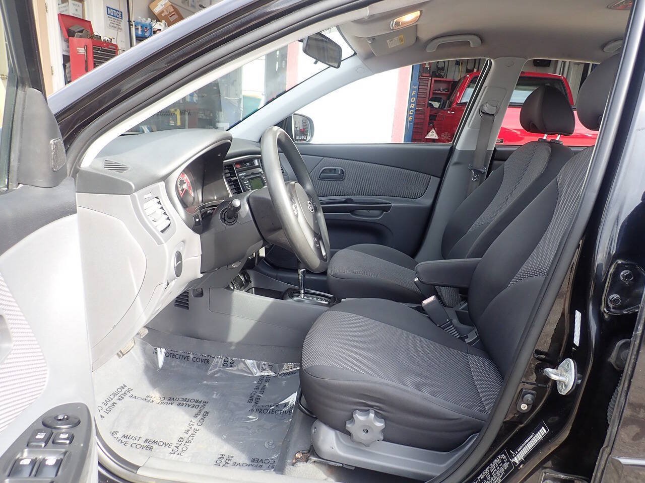 Used 2011 Kia Rio5 w/ Value Pkg FWD image 10