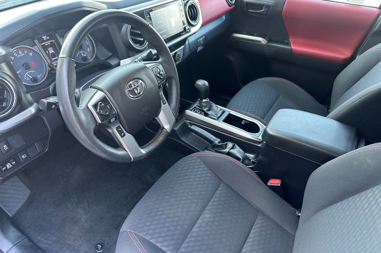 Used 2023 Toyota Tacoma SR5 image 7