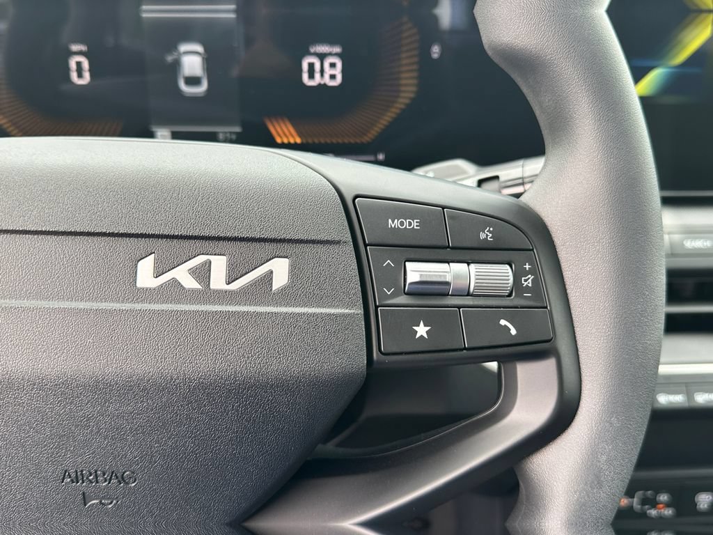New 2026 Kia K4 FWD image 17