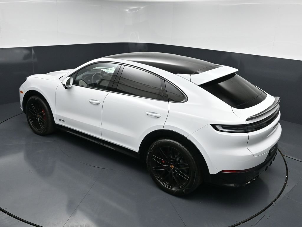 Used 2026 Porsche Cayenne GTS image 14