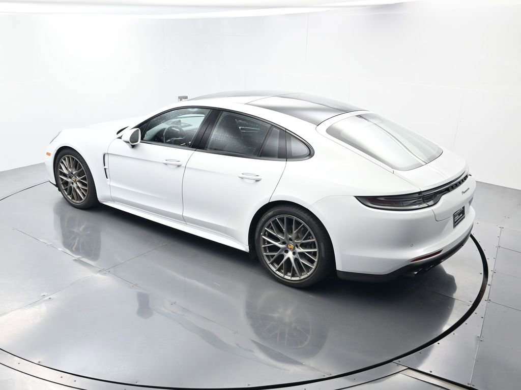 Certified 2023 Porsche Panamera Platinum Edition image 35