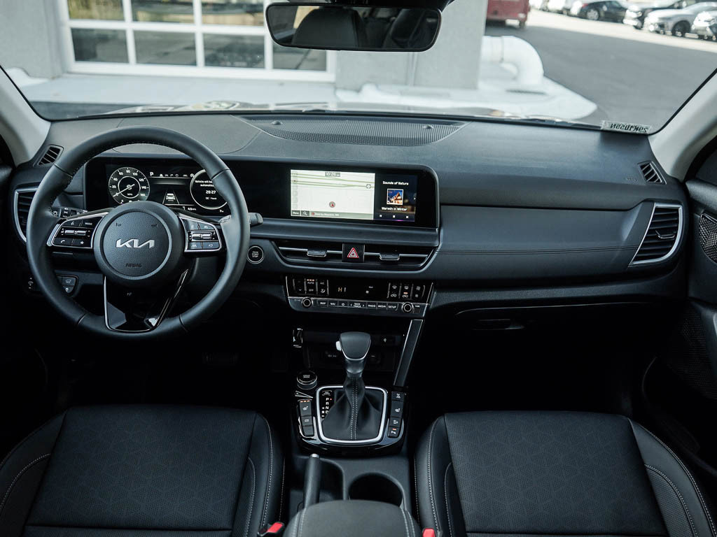 New 2026 Kia Seltos EX image 14