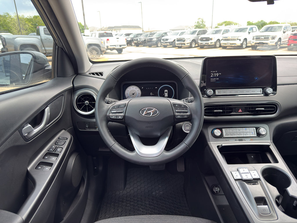 Used 2023 Hyundai Kona SEL FWD image 14