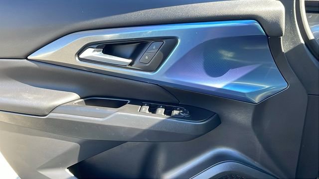 New 2026 Chevrolet Equinox EV LT AWD/4WD image 26