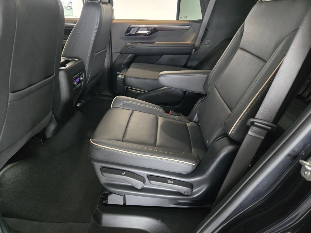 Certified 2025 Chevrolet Tahoe Premier AWD/4WD image 20