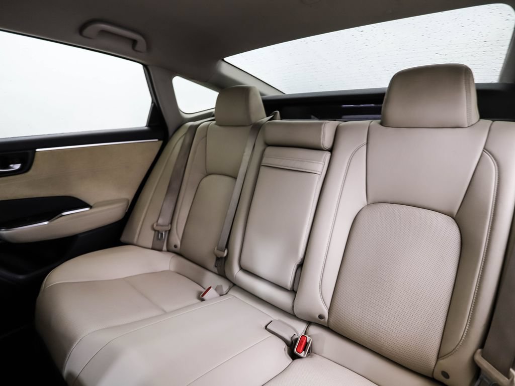 Used 2018 Honda Clarity Touring image 24