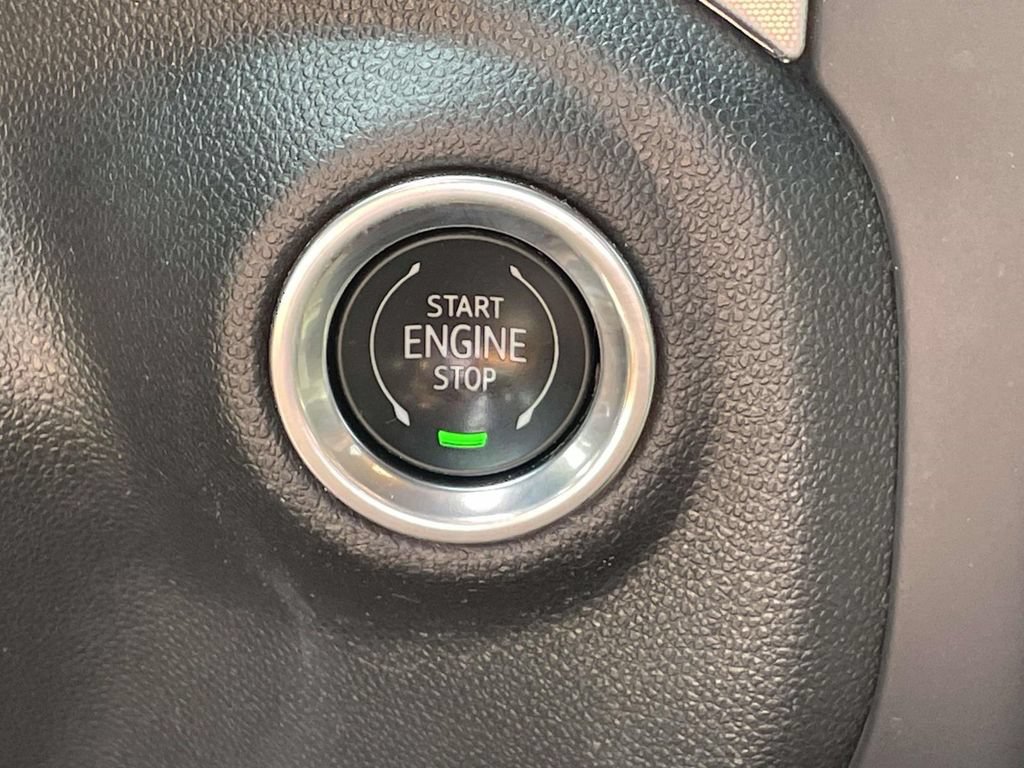 Used 2020 GMC Sierra 1500 Elevation w/ Elevation Value Package AWD/4WD image 28