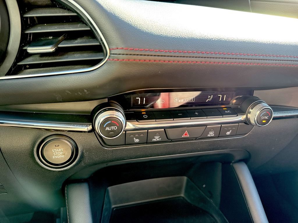 Used 2023 MAZDA MAZDA3 s image 51