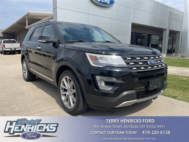 Used 2017 Ford Explorer Limited image 1