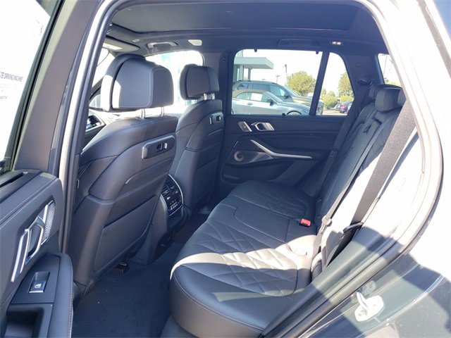 New 2026 BMW X5 M60i image 14