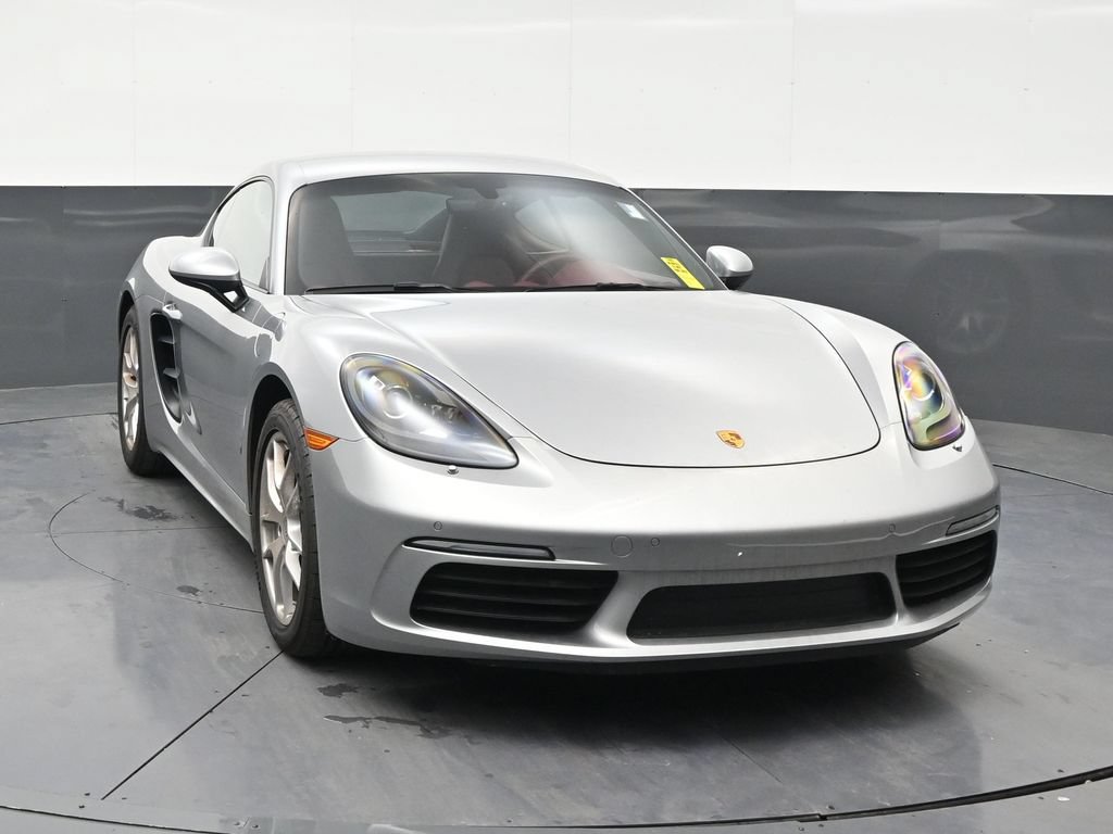 Used 2024 Porsche 718 Cayman RWD image 7