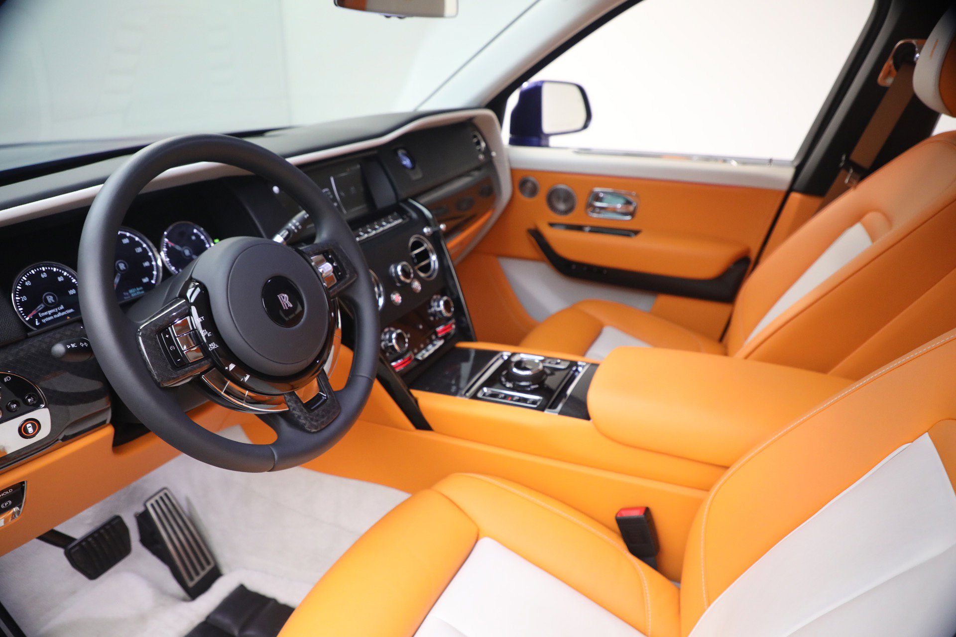 Certified 2023 Rolls-Royce Cullinan Black Badge w/ Driver's Package image 15