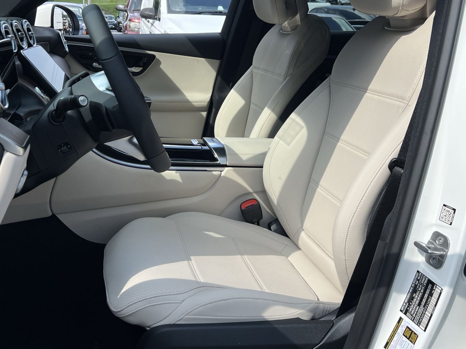 New 2026 Mercedes-Benz GLC 300 4MATIC image 18