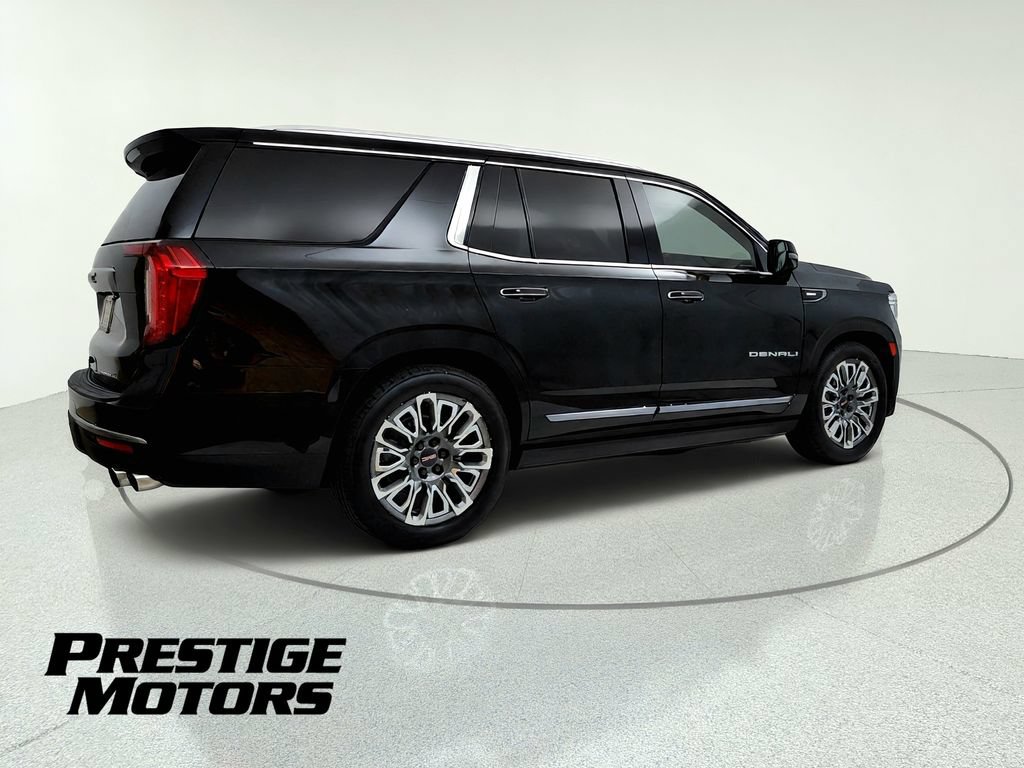 Used 2023 GMC Yukon Denali Ultimate AWD/4WD image 8