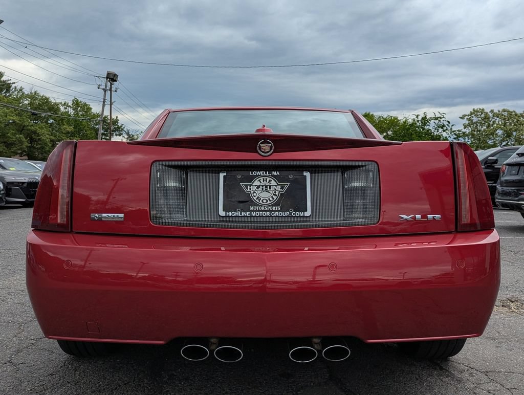 Used 2004 Cadillac XLR RWD image 9