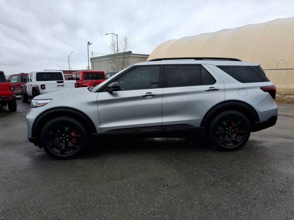 Used 2020 Ford Explorer ST w/ ST Street Pack AWD/4WD image 5